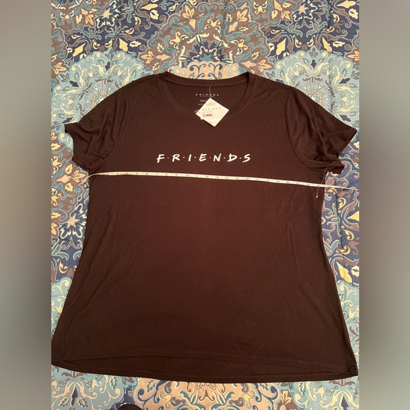 New black color T-shirt - Picture 9 of 9